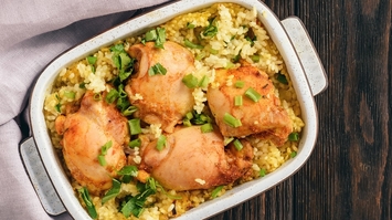 Zapiekane golonki z indyka w curry z ryżem