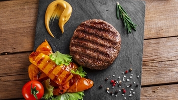 Grillowane burgery z szynki wieprzowej z czerwonym pieprzem