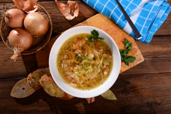 Francuska zupa cebulowa