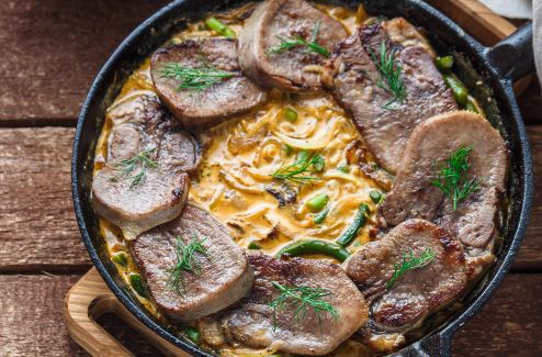 Smażone ozorki w cebulowym curry